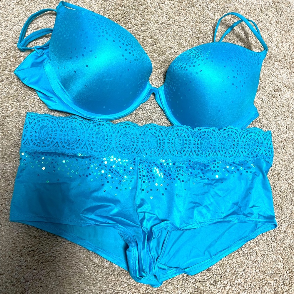 Victorias Secret Push-up Bra & panty lingerie set 34D/L
